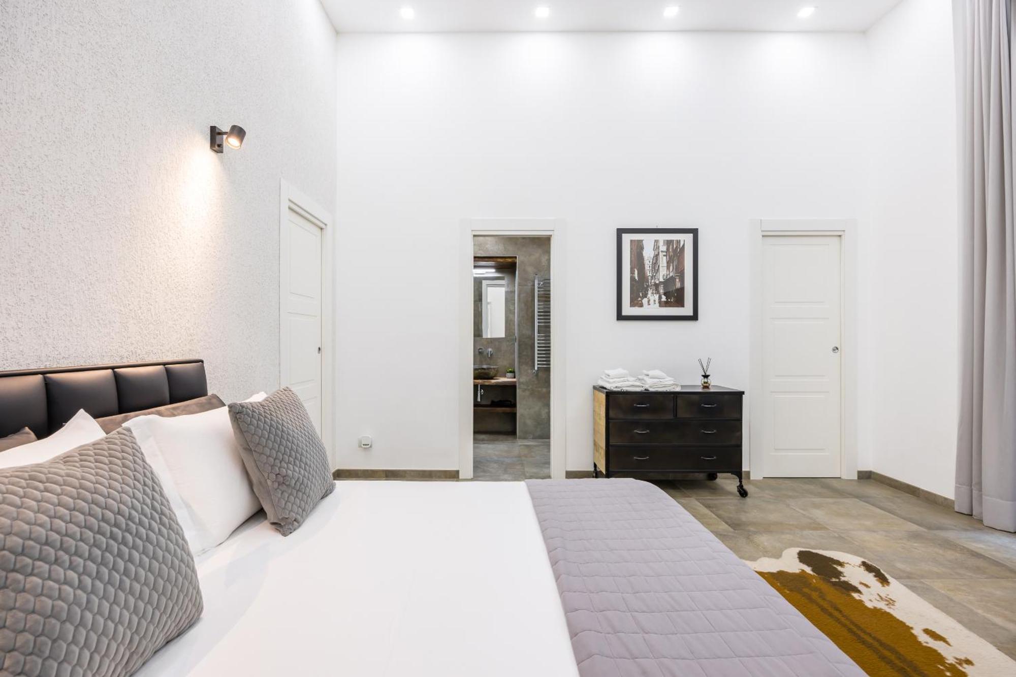 Palazzo Mormando - Industrial Apartment نابولي المظهر الخارجي الصورة