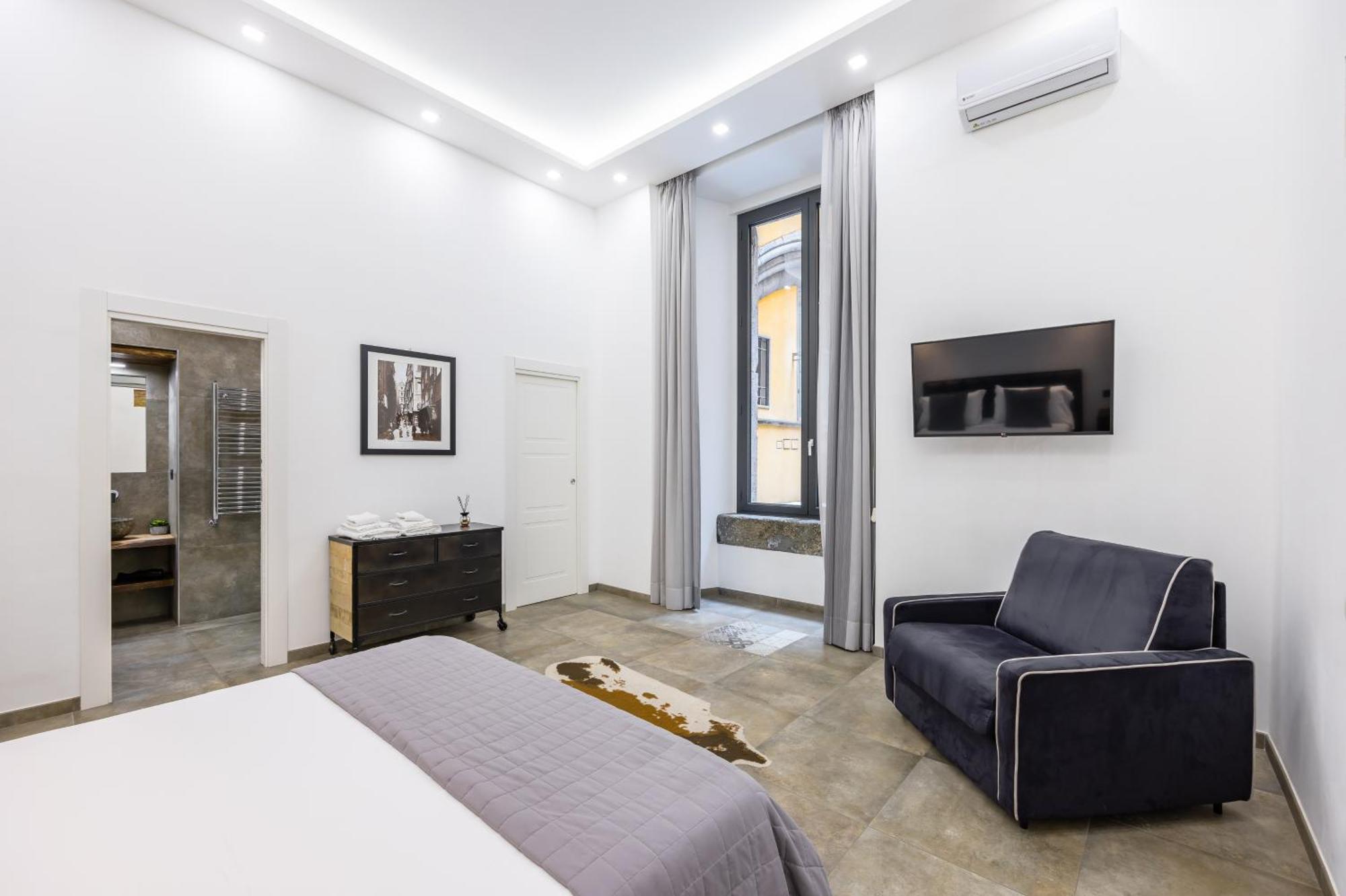 Palazzo Mormando - Industrial Apartment نابولي المظهر الخارجي الصورة