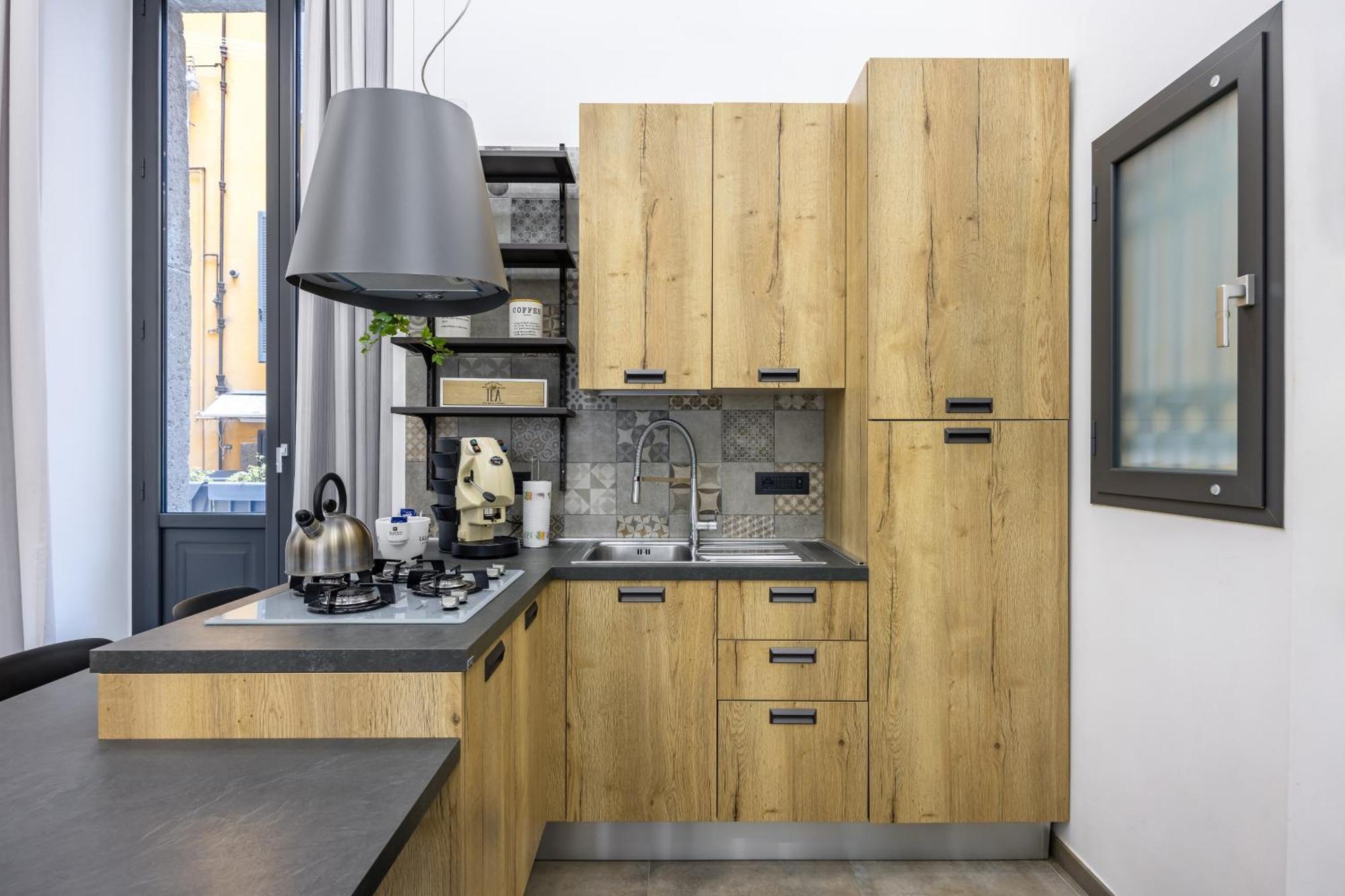 Palazzo Mormando - Industrial Apartment نابولي المظهر الخارجي الصورة